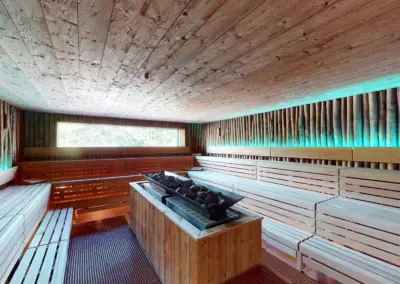360° Rundgang in einer Sauna